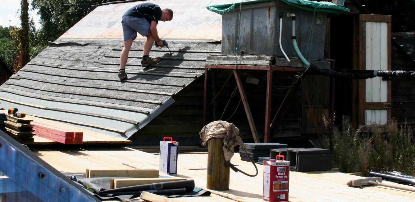 Plywood barrier and old felt removal for Ronseal wood treatments